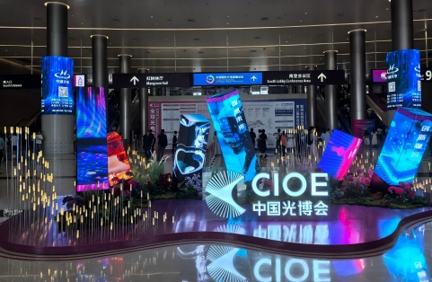 MJ FLEX visita CIOE 2026 para analizar las necesidades de protección de cables en optoelectrónica.